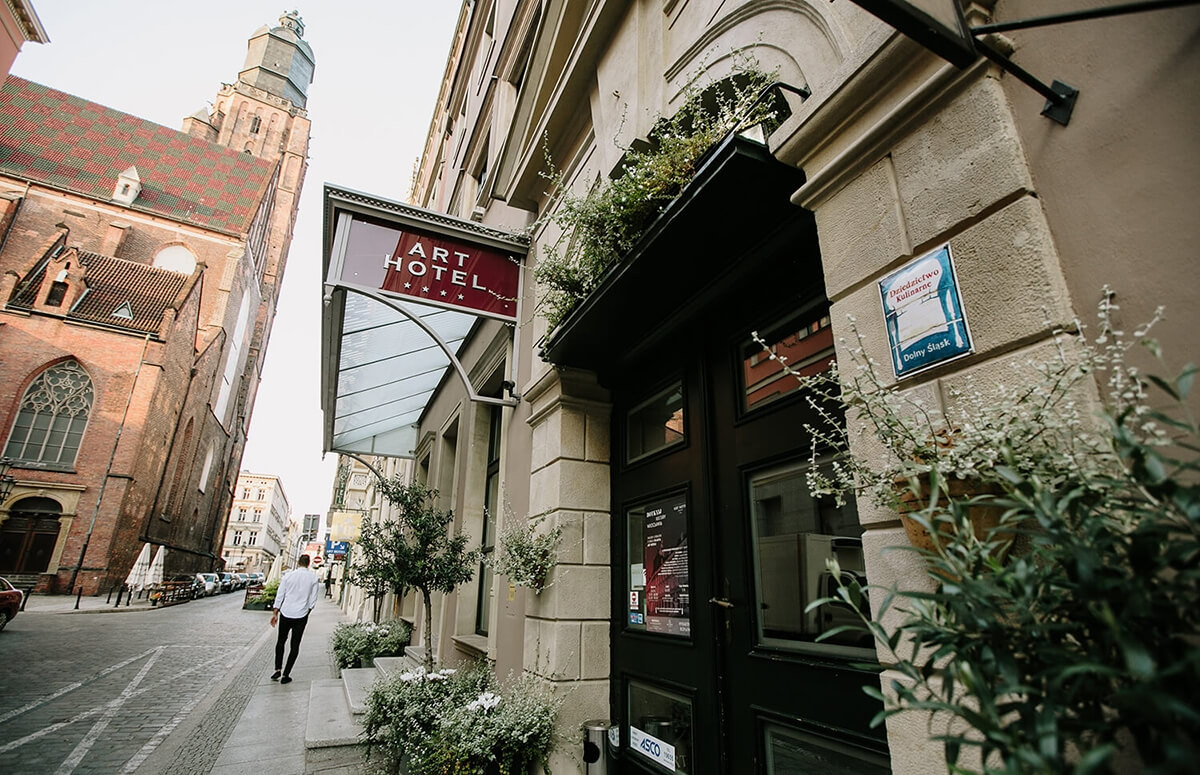 Art Restauracja znajduje się tuż przy Wrocławskim Rynku