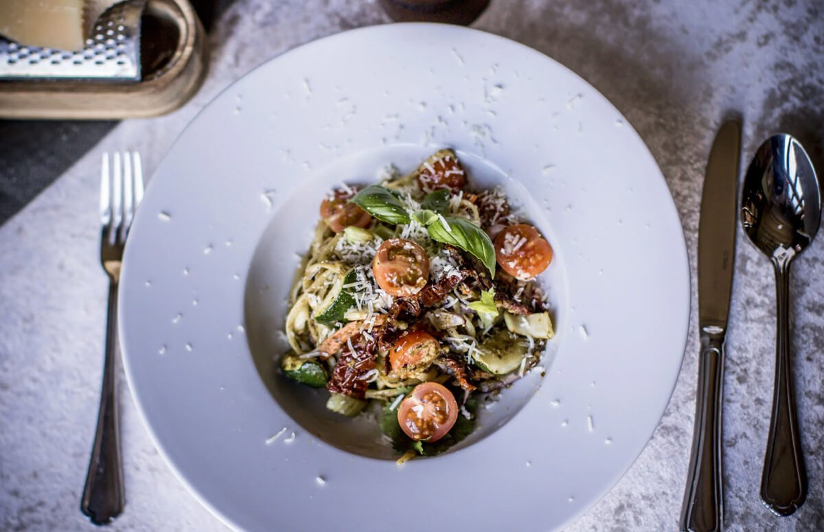 Ekskluzywne wnętrza Pałacu Wąsowo stanowią wprost idealną oprawę do tak wyjątkowego wydarzenia jak zaręczyny