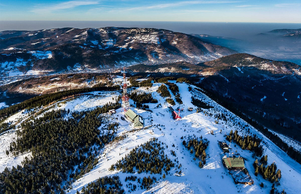 Lot śmigłowcem nad Górą Skrzyczne (Szczyrk) na Śląsku