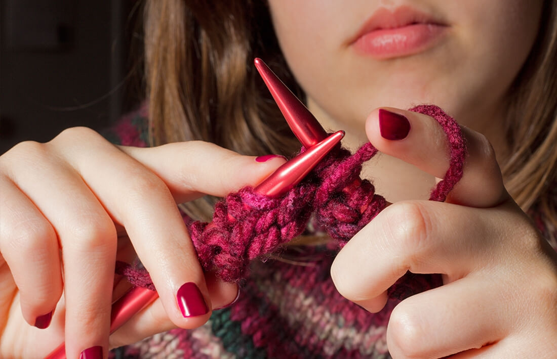 Warsztaty robienia na drutach w prezencie