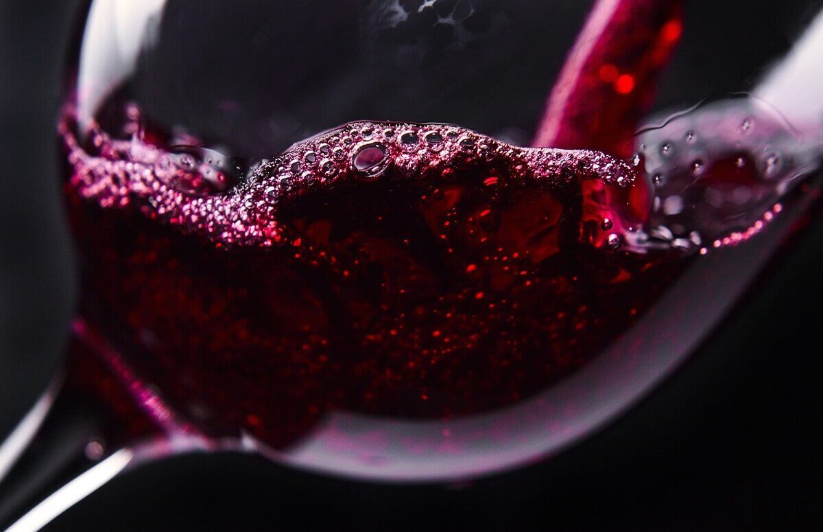 Degustacja wina z warsztatami winiarskimi