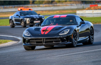 Jazda Dodge Viper GTS na torze