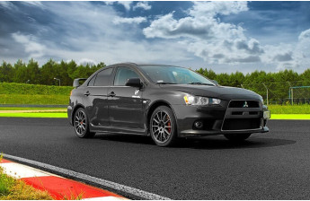 Mitsubishi Evo X - Jazda po torze