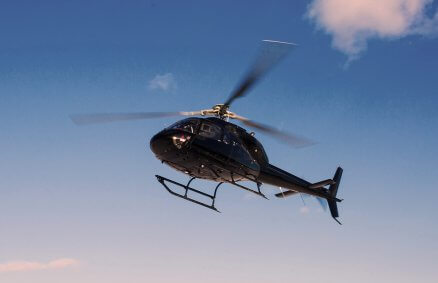 Lot helikopterem dla całej rodziny to niepowtarzalna okazja do zwiedzenia stolicy w niekonwencjonalny sposób