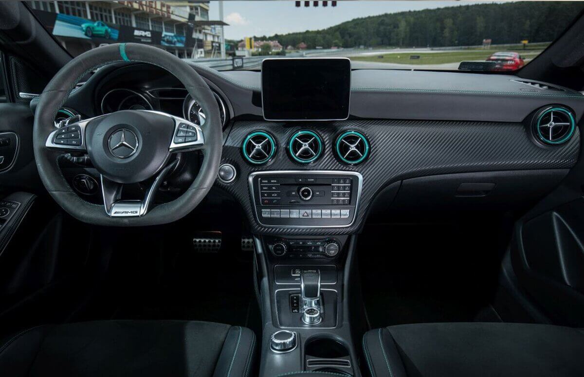 Jazda za kierownicą Mercedes AMG A45 