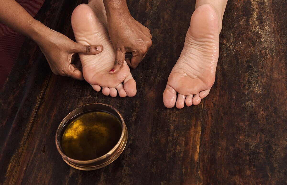 Refleksolgia - masaż stóp w salonie masażu tajskiego